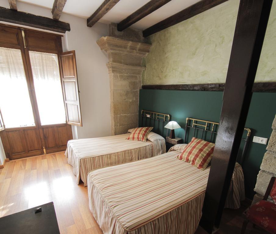 Vivienda Turistica Yamaries Hotell Úbeda Eksteriør bilde