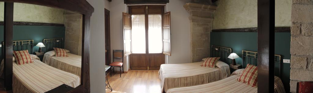 Vivienda Turistica Yamaries Hotell Úbeda Eksteriør bilde